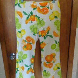 Hyp fruit print golf capris 10 women's oranges lemons limes on white background